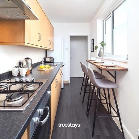 Penkhull House By Truestays - 4 Bedroom House In Stoke-On-Trent Eksteriør billede
