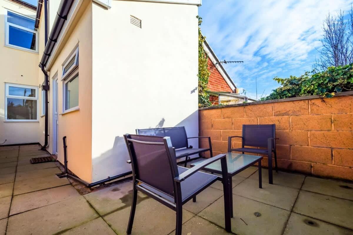 Penkhull House By Truestays - 4 Bedroom House In Stoke-On-Trent Eksteriør billede