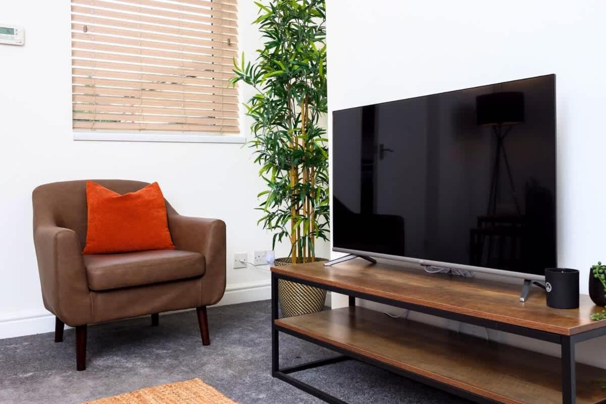 Penkhull House By Truestays - 4 Bedroom House In Stoke-On-Trent Eksteriør billede